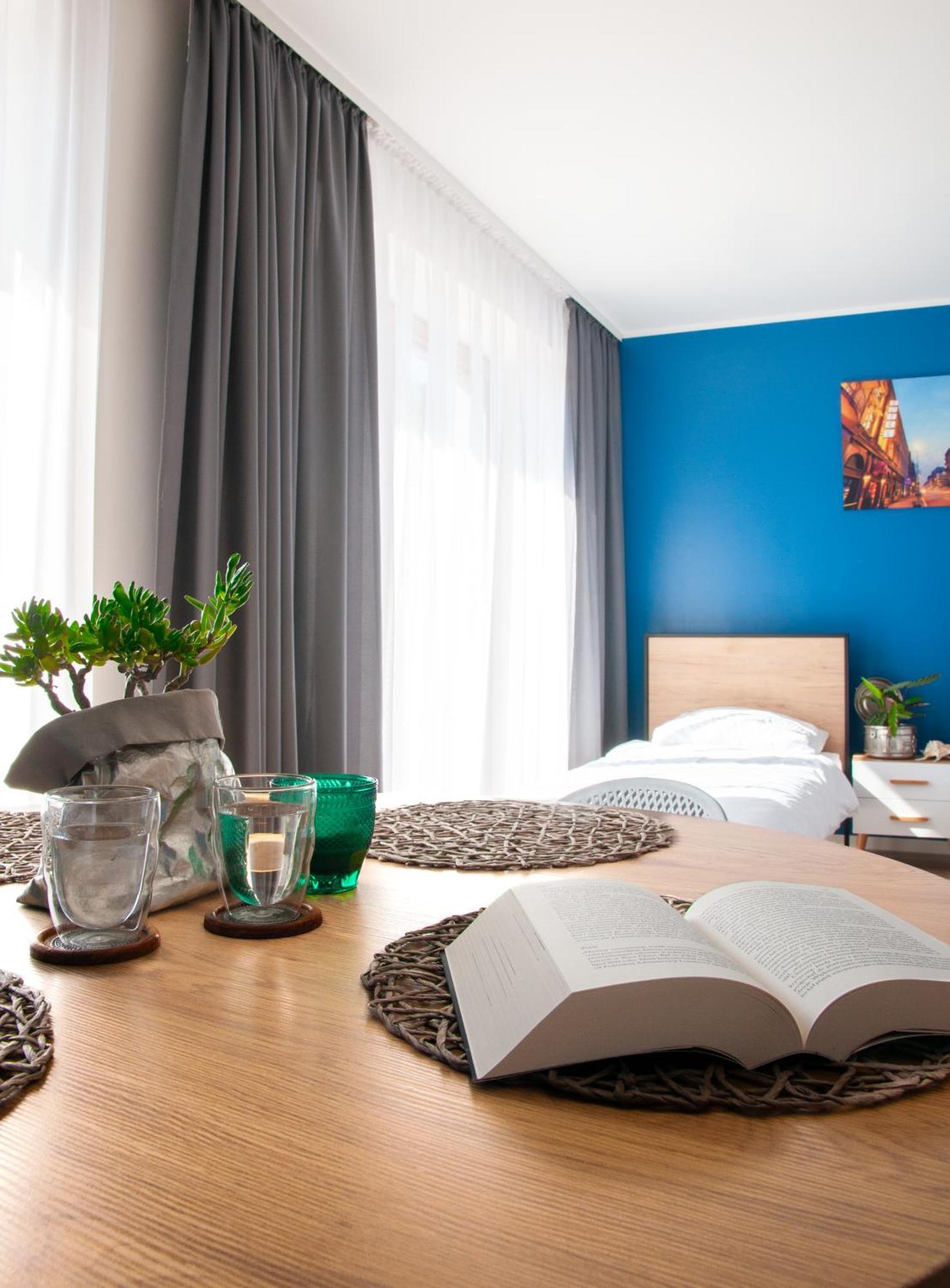 Tanie Noclegi Gliwice - Apartamenty Lowicka 28 Exterior photo